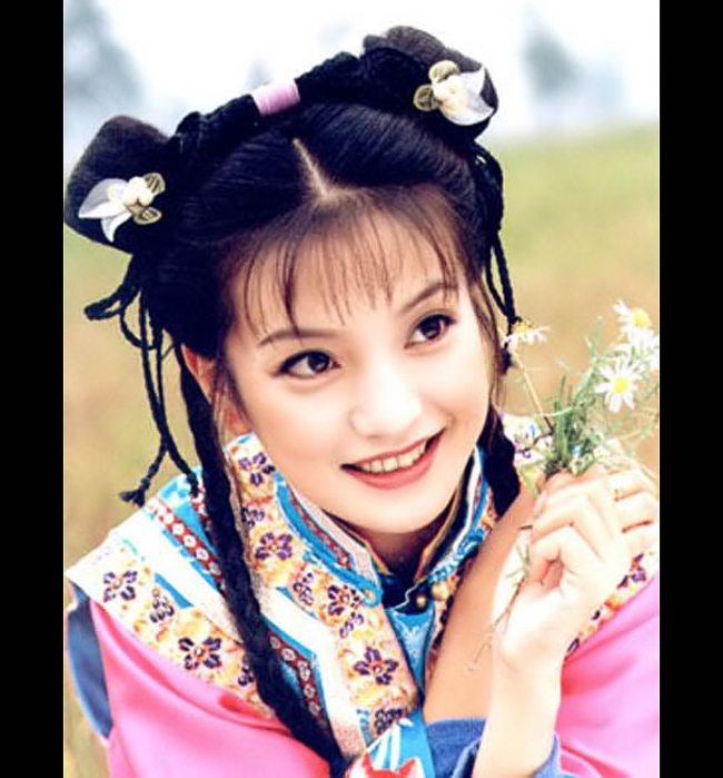 Năm 1999, Triệu Vi trở thành nữ diễn viên trẻ nhất được nhận giải Kim Kê cho diễn viên chính xuất sắc nhất. 
